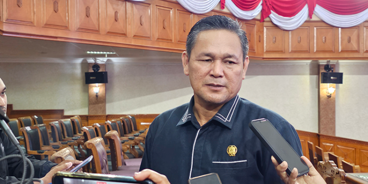 Yan Soroti Program Sapras Sekolah di Kutim Lambat