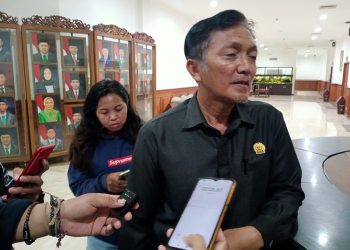 Anggota DPRD Kutim Desak Pemkab Atasi Sampah Muara Wahau