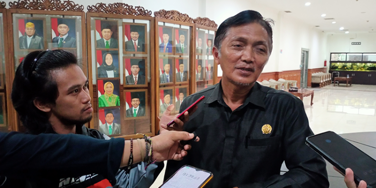 Anggota DPRD Kutim: Pemkab Kutim Harus Segera Tingkatkan Pembangunan Infrastruktur di Pedesaan