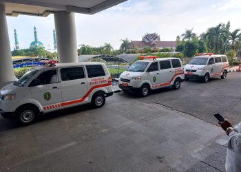 Jimmi, Anggota DPRD Kutim, Salurkan Bantuan Ambulance untuk Masyarakat