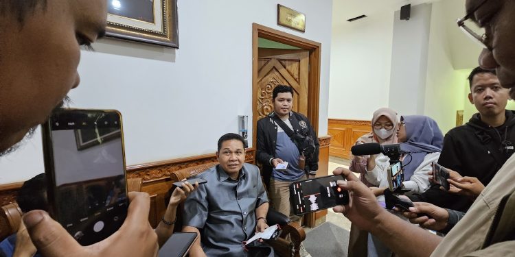 Anggota DPRD Kutim Dengarkan Aspirasi Warga Sepaso Terkait Jalan dan Fasilitas Umum