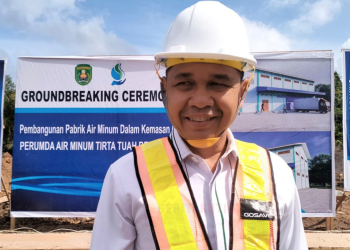 Ketua DPRD Kutai Timur Hadiri Peletakan Batu Pertama Pembangunan AMDK, Sebut Pemerintah Akan Turut Berkontribusi Untuk Mengembangkan AMDK