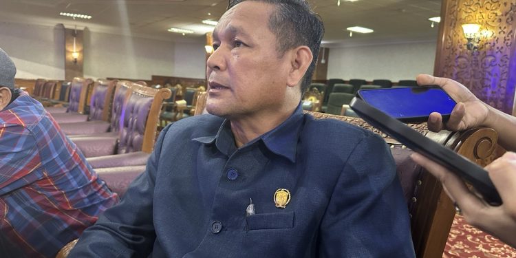 Yan dan Hasna Usulkan Solusi Berbeda untuk Atasi Masalah Kapasitas Sekolah di Kutai Timur