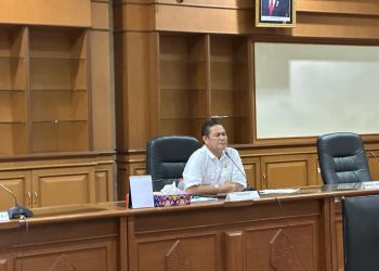 DPRD Kutai Timur Terima Kunjungan Studi Koperatif dari SMP Negeri 1 Rantau Pulung, Yan Ipui Jelaskan Tugas dan Tanggung Jawab