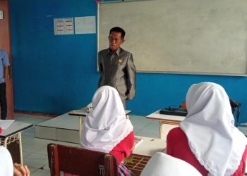 Yulianus Palagiran Soroti Infrastruktur Sekolah yang Belum Tuntas