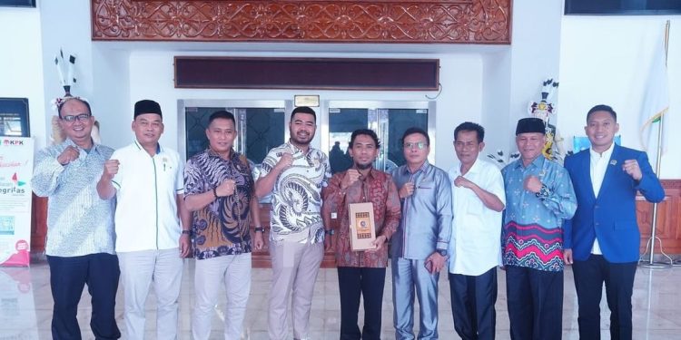 Komisi C DPRD Kutim Terima Kunjungan DPRD Bontang