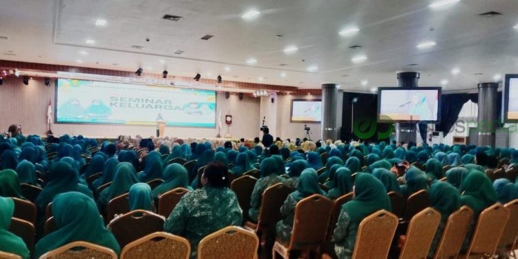 Fondasi Masa Depan Daerah: Bupati Kutim Tekankan Peran Strategis Keluarga dan Pengasuhan Berkualitas