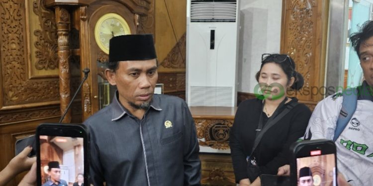 Demi Program Kontrak Tahun Jamak, Ketua DPRD Jimmi Pimpin Rapat Revisi Jadwal, Reses Anggota Dewan Diundur
